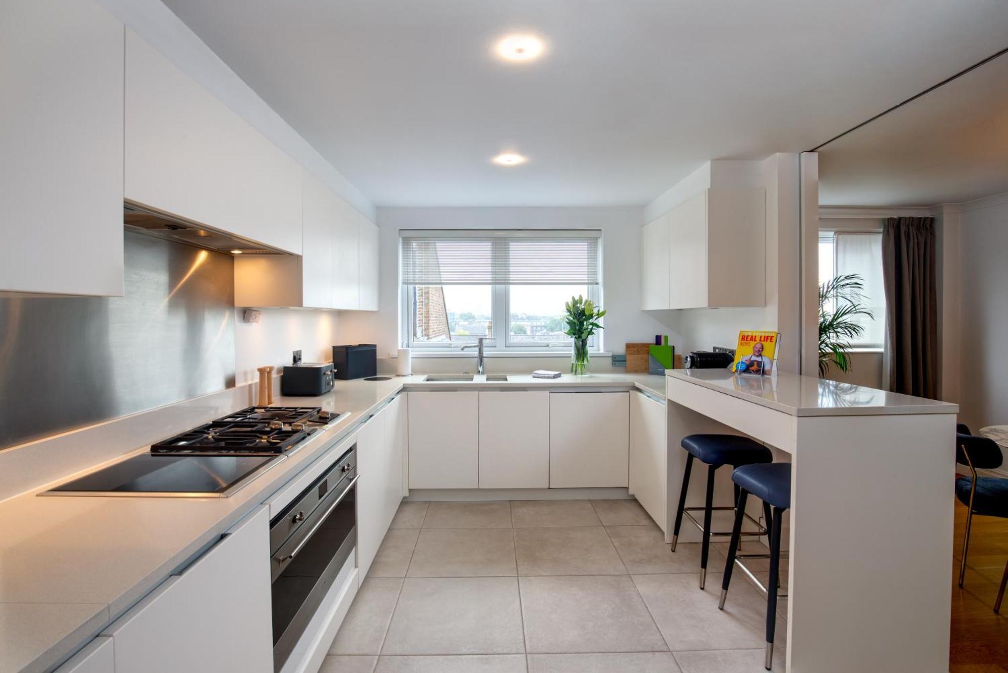 Monarch House - Serviced Apartments - Kensington London Eksteriør billede